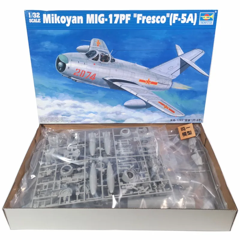 

Модель самолета 1/32, собранный истребитель ВВС Китая J-5