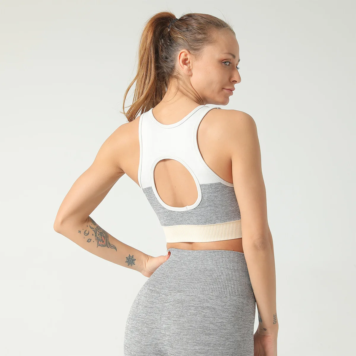 

Backless Bra For Sports For Women Sport Training Top Female Fitness Bra Padded Bra Woman Tank Top Push Up Ladies Seamless Top