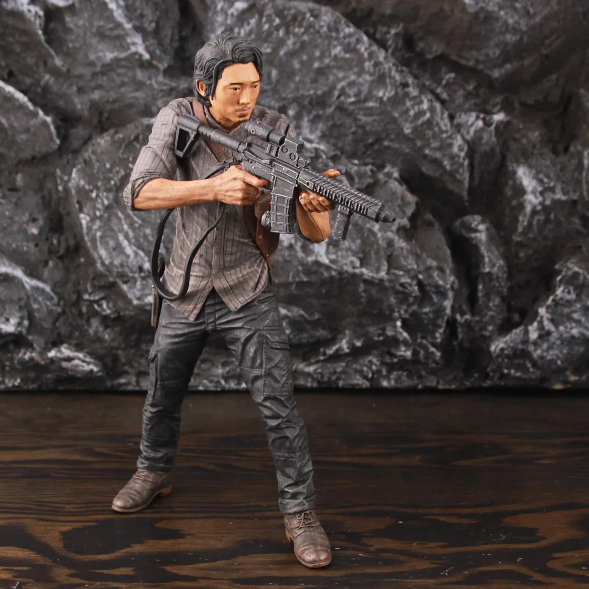 McFarlane The Walking Dead TWD Glenn Deluxe 25 cm Action Figur NEU/OVP 
