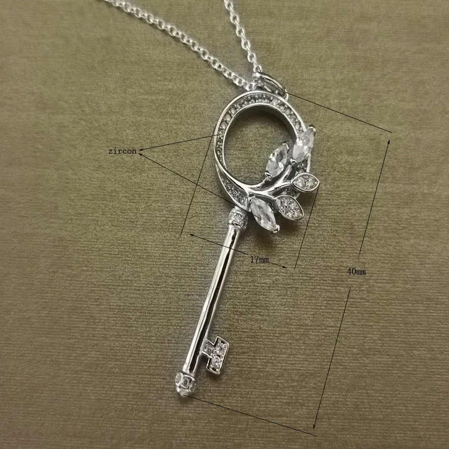 

S925 pure silver 1:1 fashion rose gold, platinum inlaid stone ms leaves the key gift necklace
