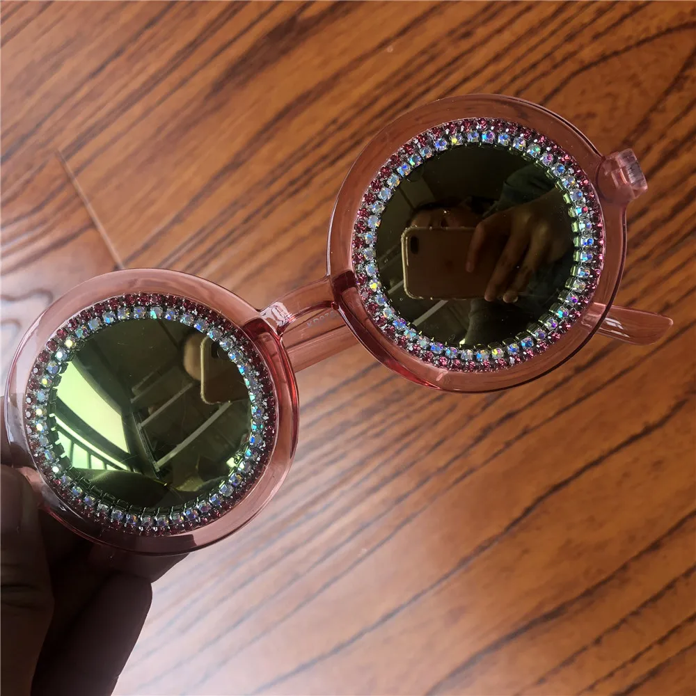 Очки богатые женщины серии 201 стразы с золотой цепочкой розовые/круглые