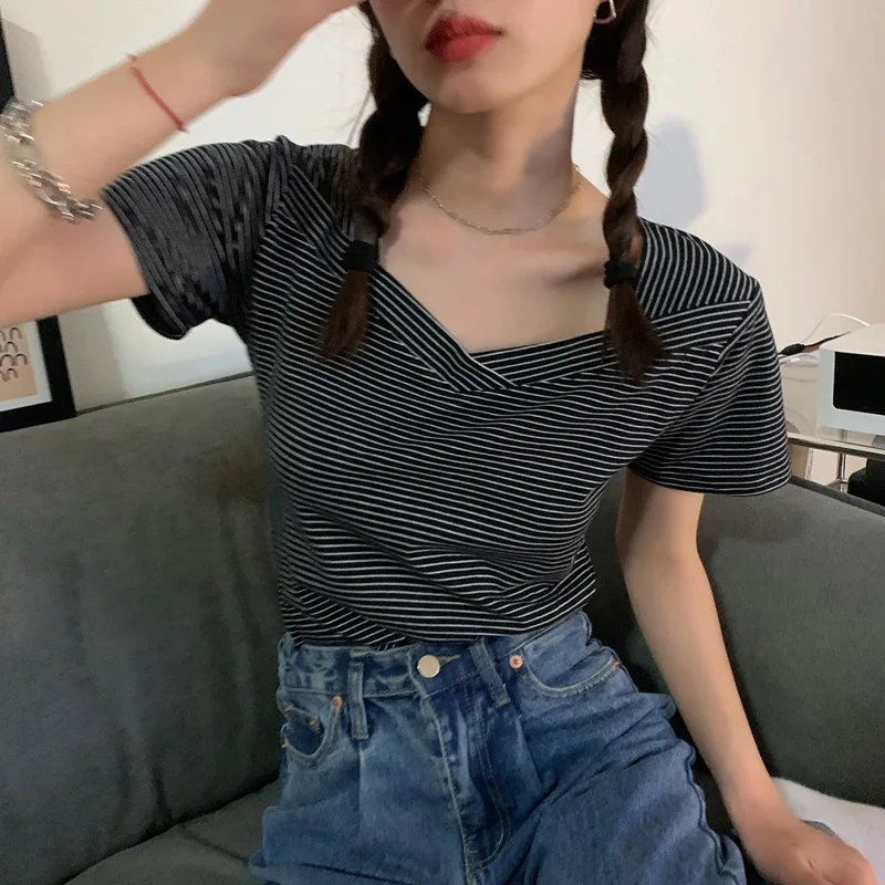 

T Shirts Women New Hot Sale Student Fashion T-shirt Womens Fashion Harajuku Striped Black