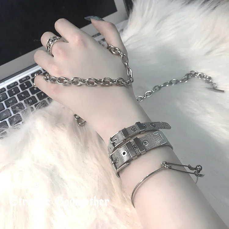 Странный темный браслет крестной матери Женские аксессуары в холодном стиле