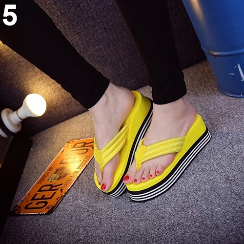 Шлепанцы женские летние на нескользящей подошве с полосатым каблуком 2021 | Обувь