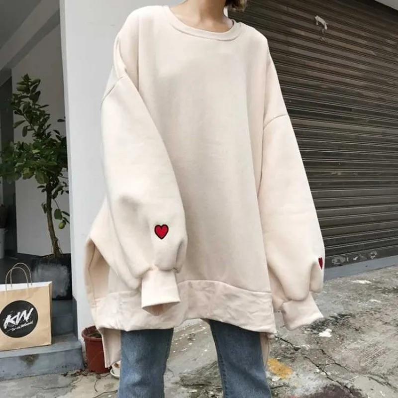 Женские толстовки цвета хаки осенняя одежда пуловер с капюшоном и принтом сердца