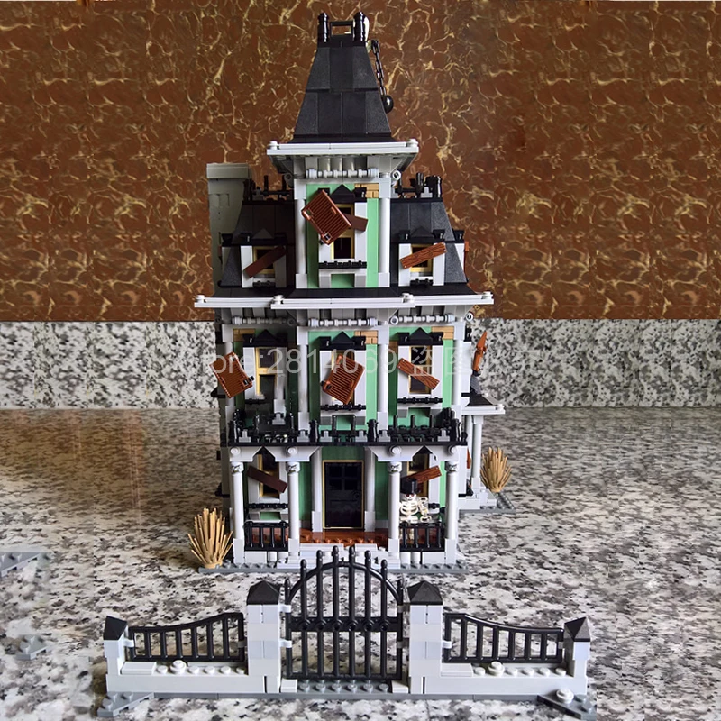 

Movie Series Fighter The Haunted Soul House Model 2141Pcs Building Blocks Brick Toys Kids Birthday Gift Set