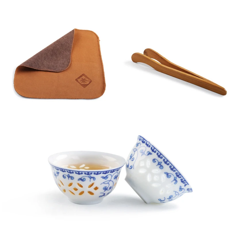 

Blue White Exquisite Blue-And-White Ceramic Teapot Kettles Tea Cup Porcelain Chinese Kung Fu Tea Set Drinkware