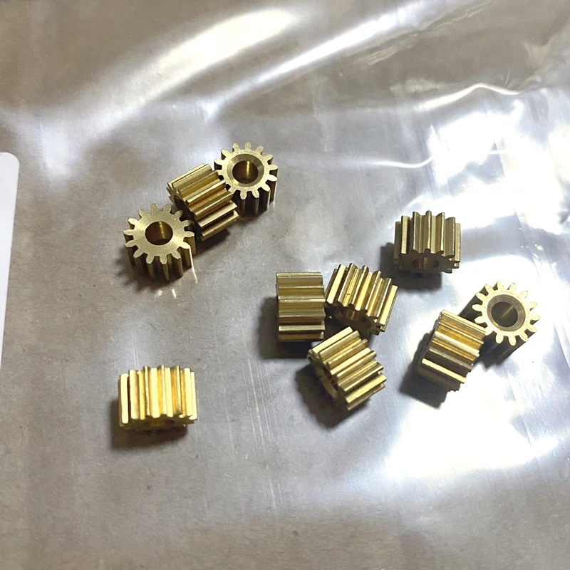 

0,5 м 14 т 3,12 3,17 мм Диаметр отверстия вал двигателя медный шпиндель Шестерня игрушечные аксессуары для двигателя 540/545/550