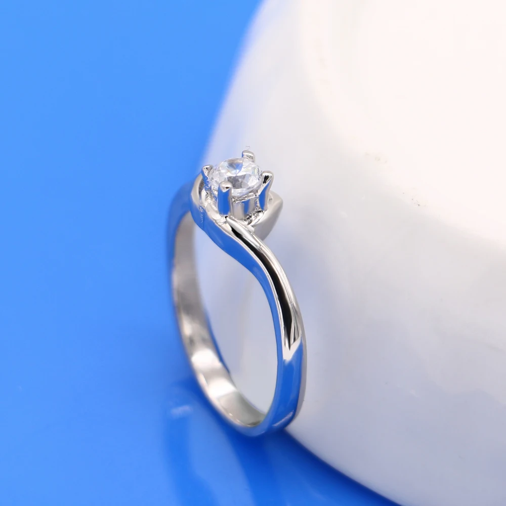 

925 Sterling Silver Women's Ring AAA Cubic Zircon Inlaid Design Fashion Femal Wedding Ring Popular Silver Jewelry With GiftBox