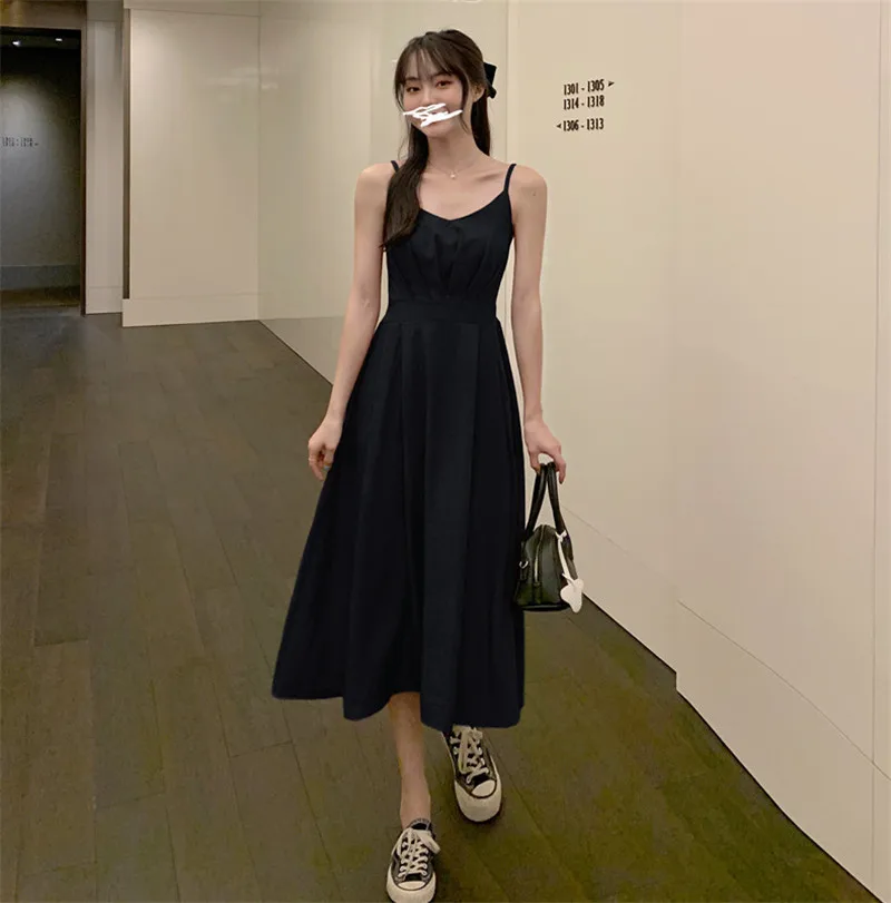 

COIGARSAM French Style Women Long dress Summer Vintage Spaghetti Strap Dresses Red Black 5087
