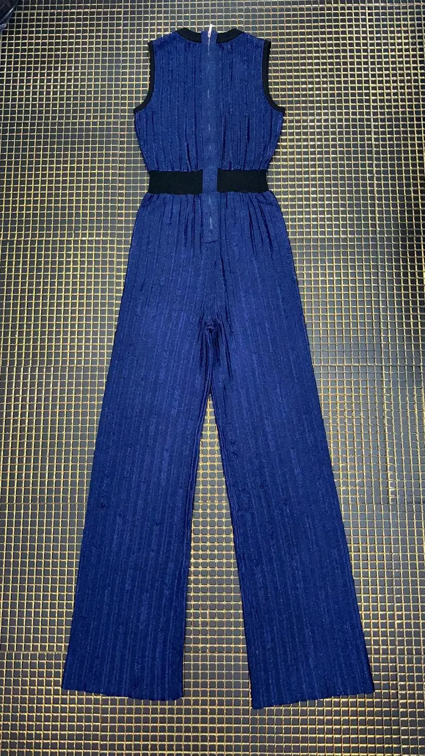 Женский Облегающий комбинезон без рукавов голубой с круглым вырезом вечерний