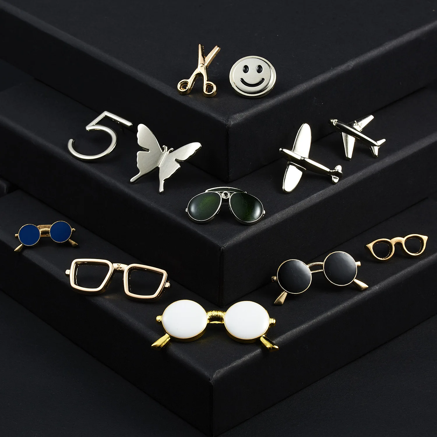 Новинка 2021 милые Значки для очков броши значки женщин брошь в форме улыбающегося