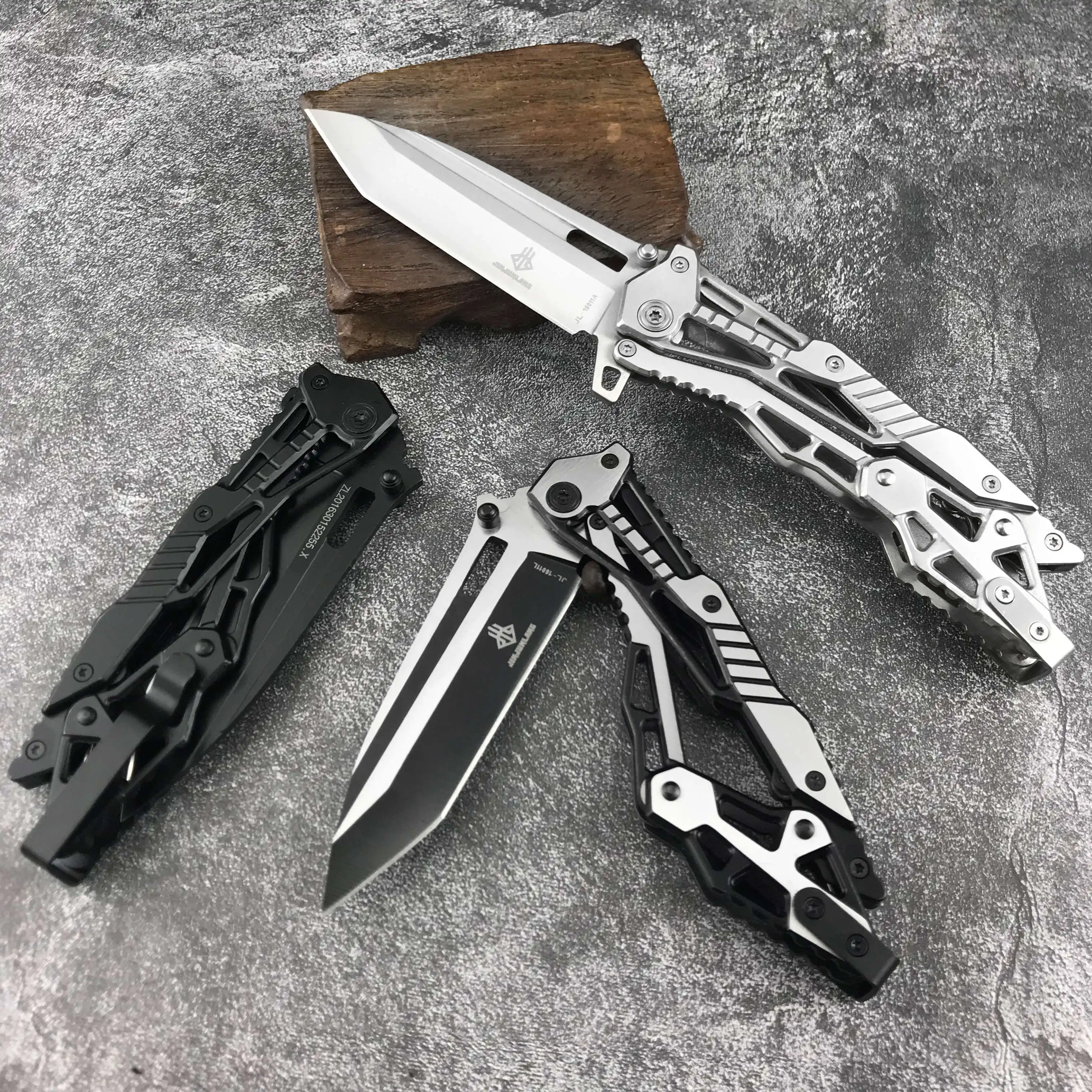 

Folding Knife 9CR18MOV Steel Pocket Knife Outdoor Folding Blade Knife Portable EDC Tool with Clip