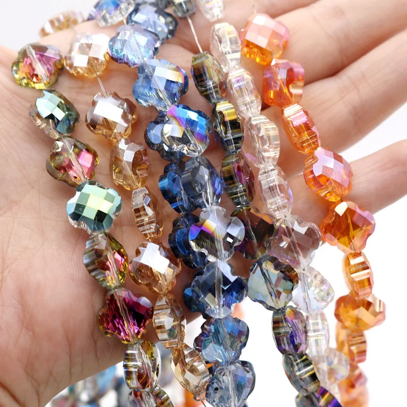 Разноцветные стеклянные бусины в форме четырехлистного клевера Свободные