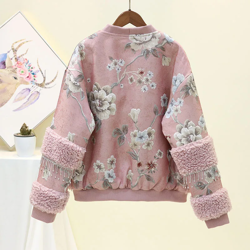 Зима 2019 модная короткая бейсбольная куртка из овечьей шерсти с вышивкой