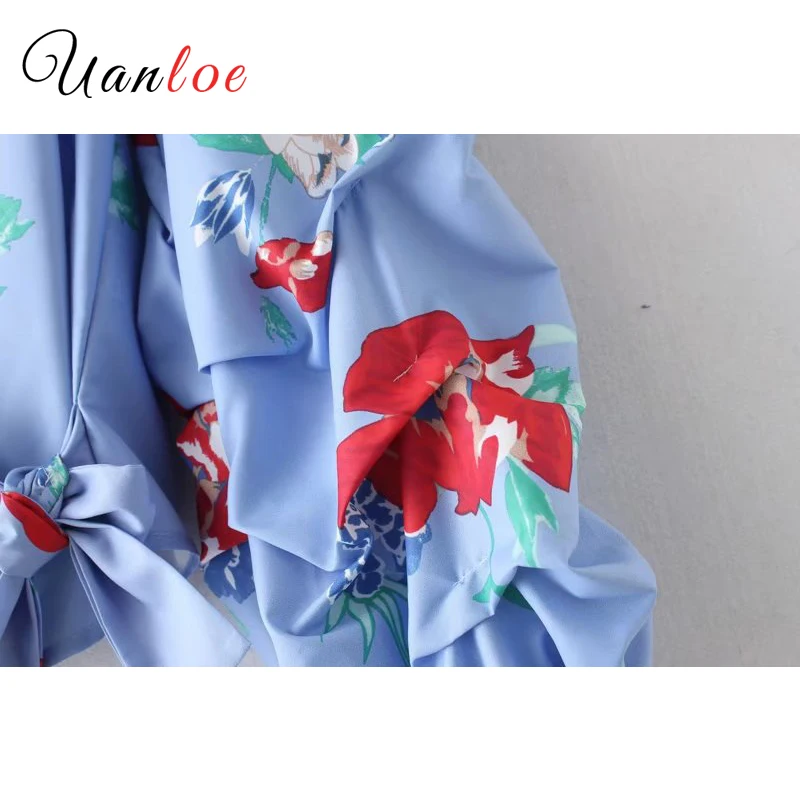 Женские пикантные укороченные топы с V-образным вырезом и цветочным принтом