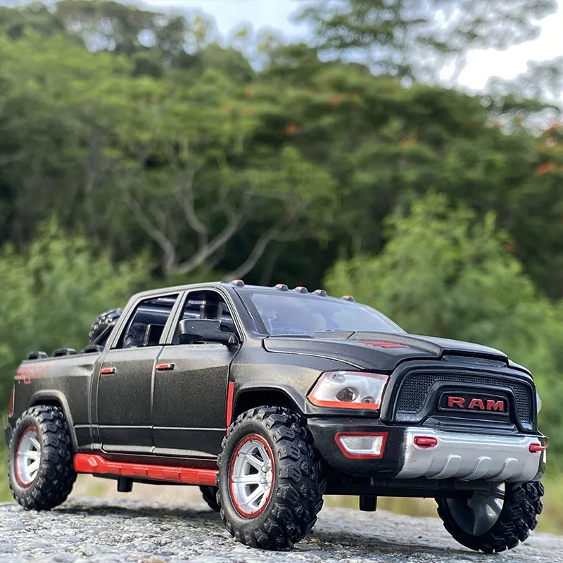 

New 1:32 Simulation Alloy Car Model Dodge Ram Pickup Off-road Vehicle Model with Spare Tire Sound and Light Pull Back Toy