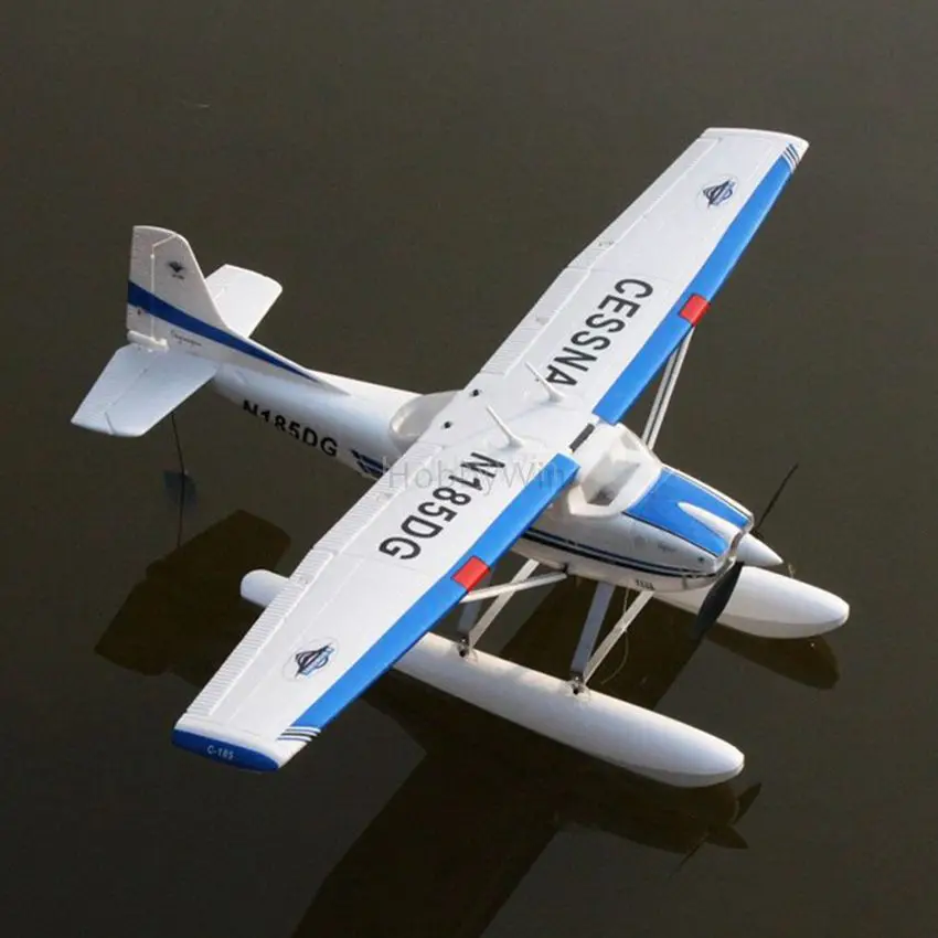 Модель радиоуправляемого самолета с бесщеточной подачей эпоксидной пены Cessna 185