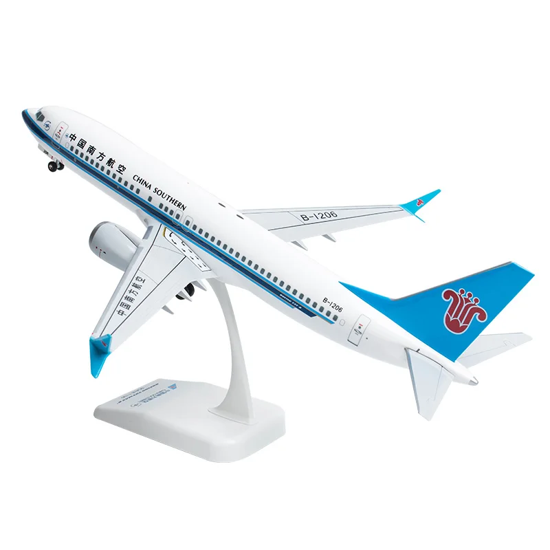 

Assembled Simulation Aircraft Model Boeing 737MAX8 China Southern Airlines Passenger Aircraft Gift Ornaments ABS Pulley Wheels