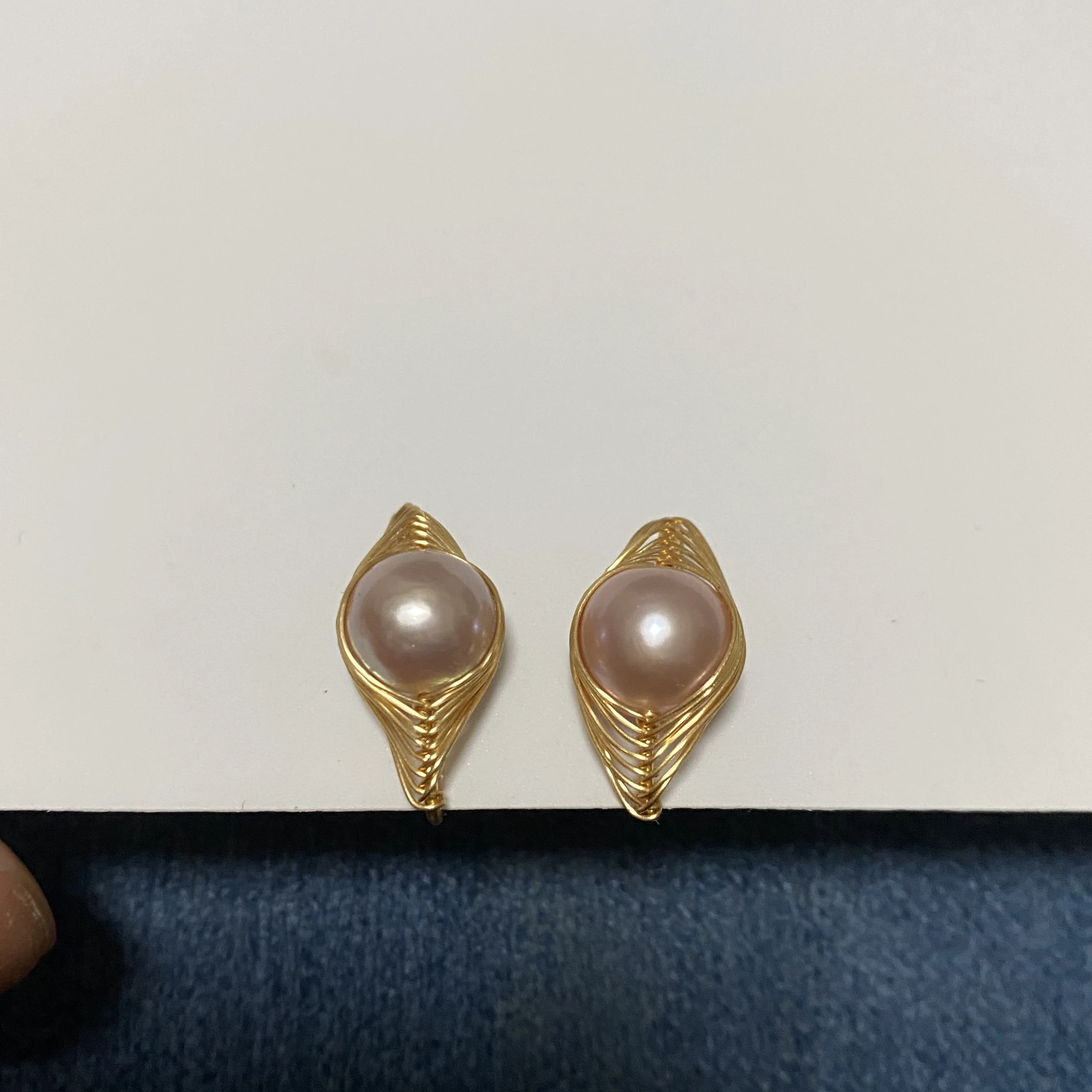 

Natural Freshwater Pearl 14K Gold-Covered Hand-Wound Original Design Custom Fashion Devil Eye Ear Hook Personality