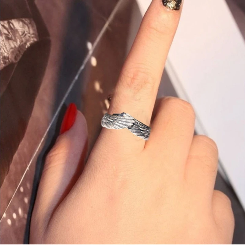 

Lovely Opening Angel Wing Silver Ring Adjustable Alloy Jewelry Rings Feather Best Gift for Women Men Girls Boys Teens
