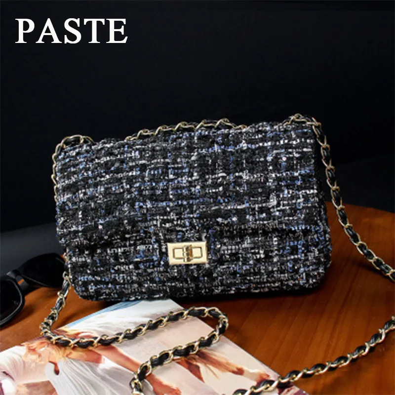 Клетчатая фетровая женская сумка с перекрестными цепочками небольшой