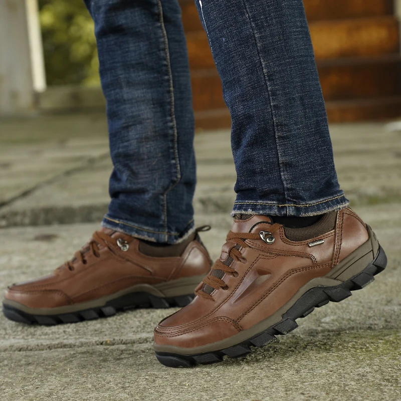 

Genuine Leather Casual Shoes Large size mens cotton shoes warm plush anti-pierce sneakers winter snow ankle security boots