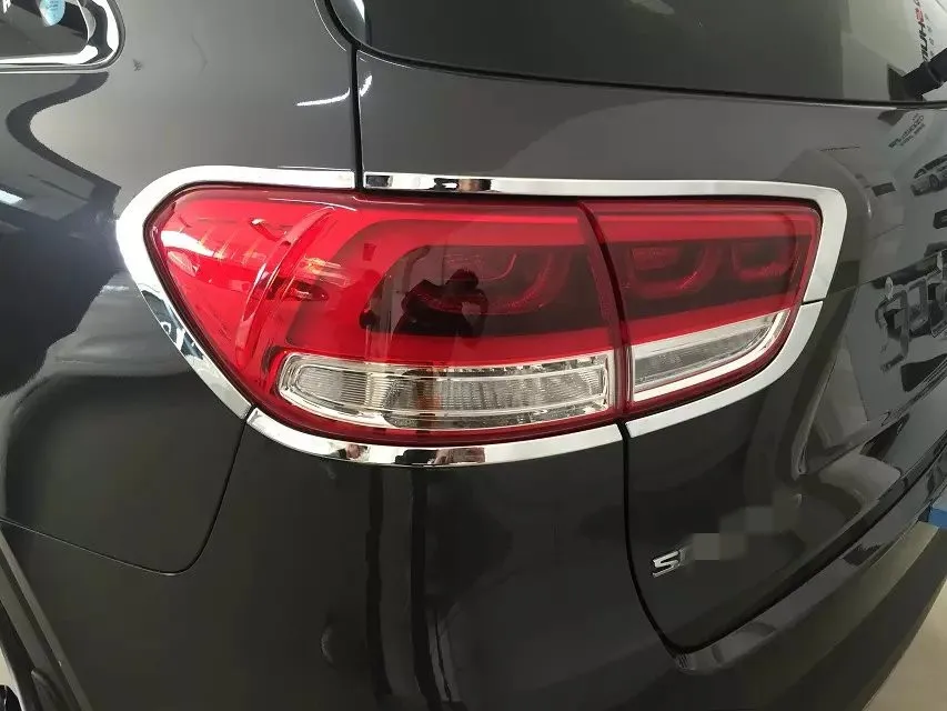 

8 шт., хромированные накладки на заднюю панель автомобиля для KIA Sorento L 2015
