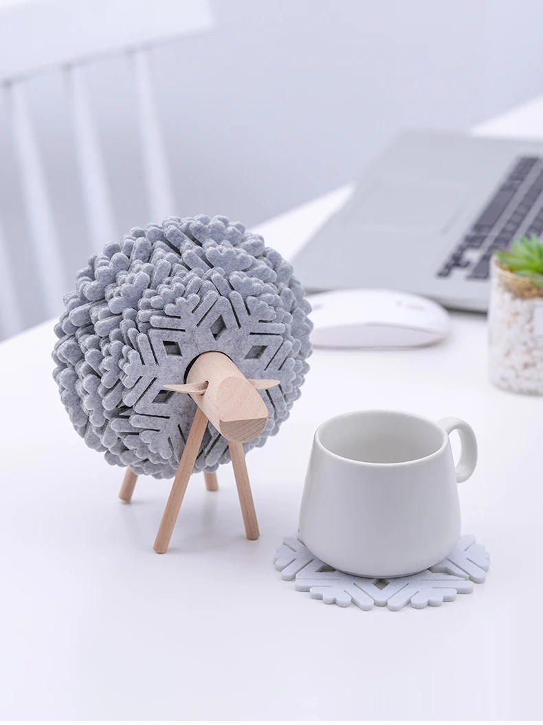 Felt Anti-scalding Coaster Home Decoration Livingroom Kitchen Reindeer Coffee Cup Coaster Set Creative Practical Ornaments