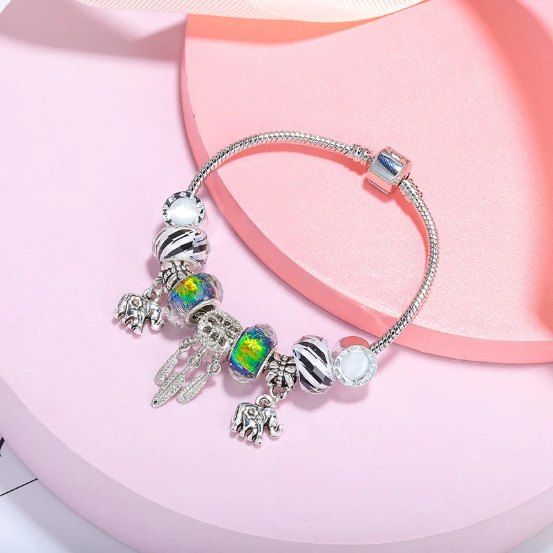 

2021 Fine Origional Snake Chain Bracelet With Green&Black Charms And White Dazzling Flower Beads Women DIY Gift Jewelry Making