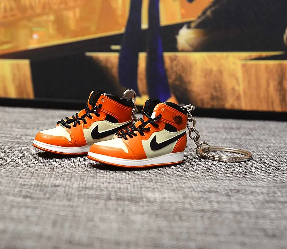 a pair w metal ring Дропшиппинг тапки обуви брелок 1 3D мини-кроссовки "OW CHICAGO" Спортивная обувь тапки брелки - Цвет: a pair w metal ring