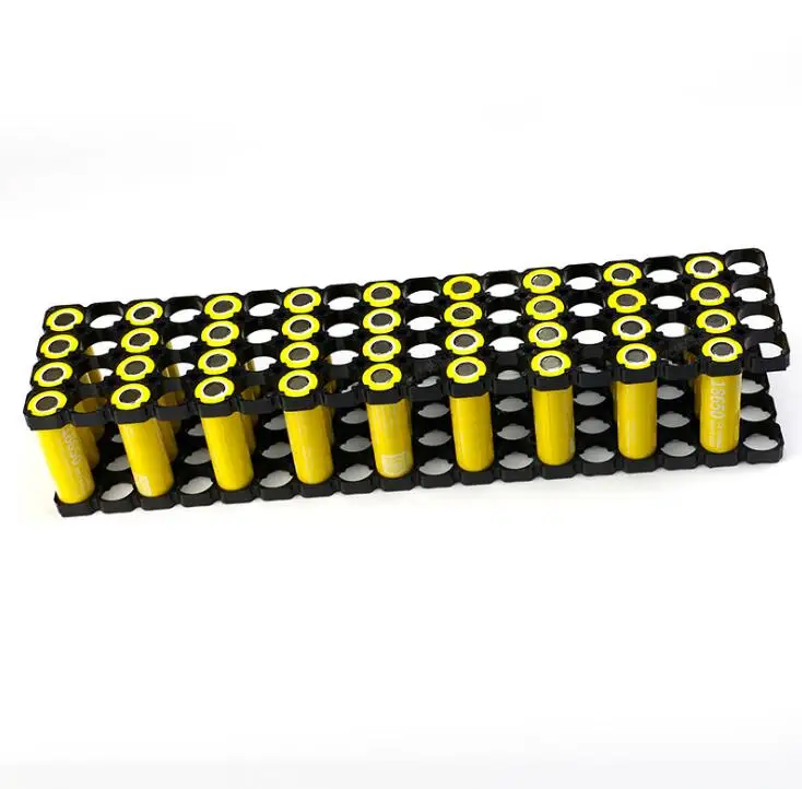 300pcs/lot MasterFire 4*18 18650 Batteries Spacer Radiating Holder Bracket Black Plastic Battery Storage Box Holder Brackets