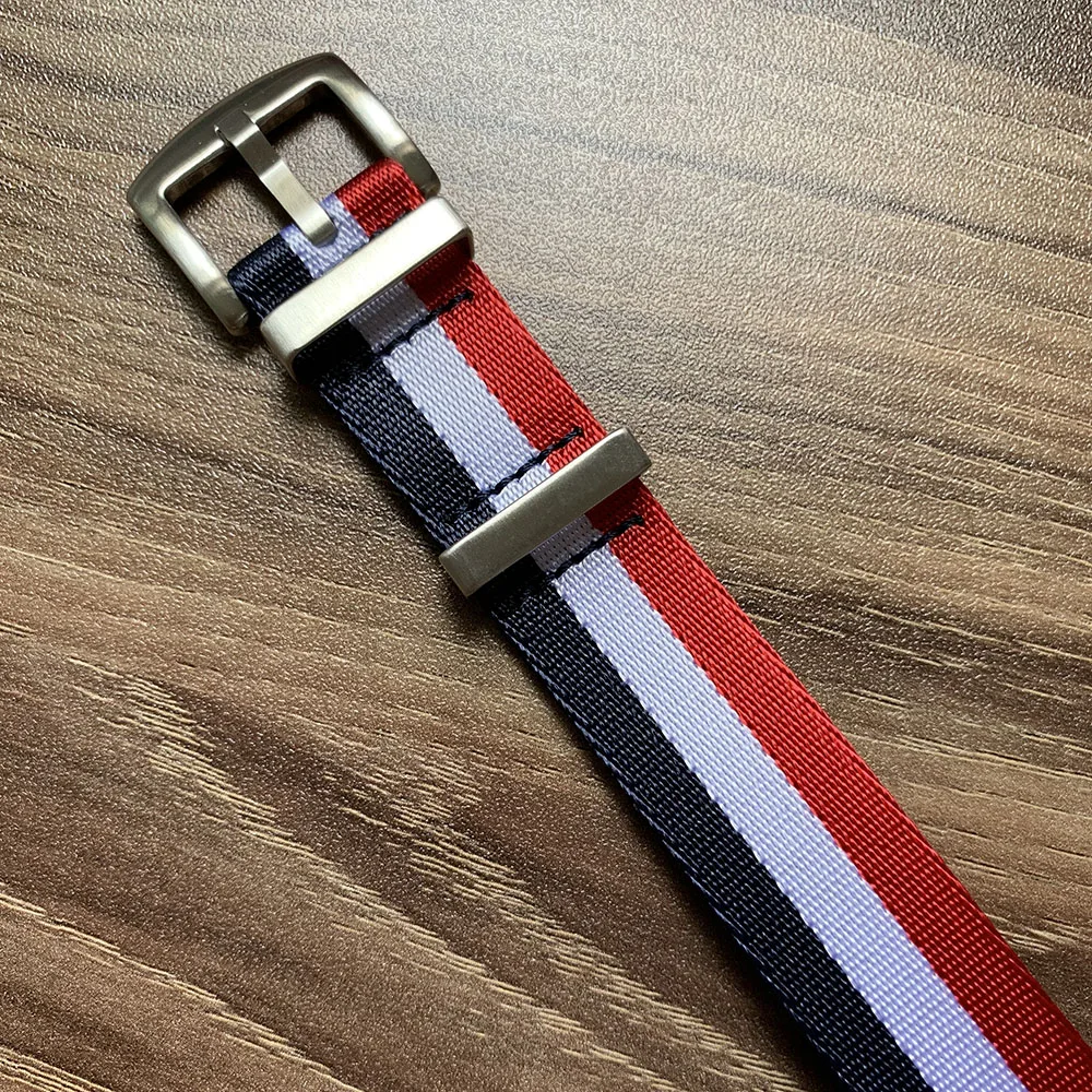 Ремешок нейлоновый для наручных часов спортивный браслет с французским флагом 20