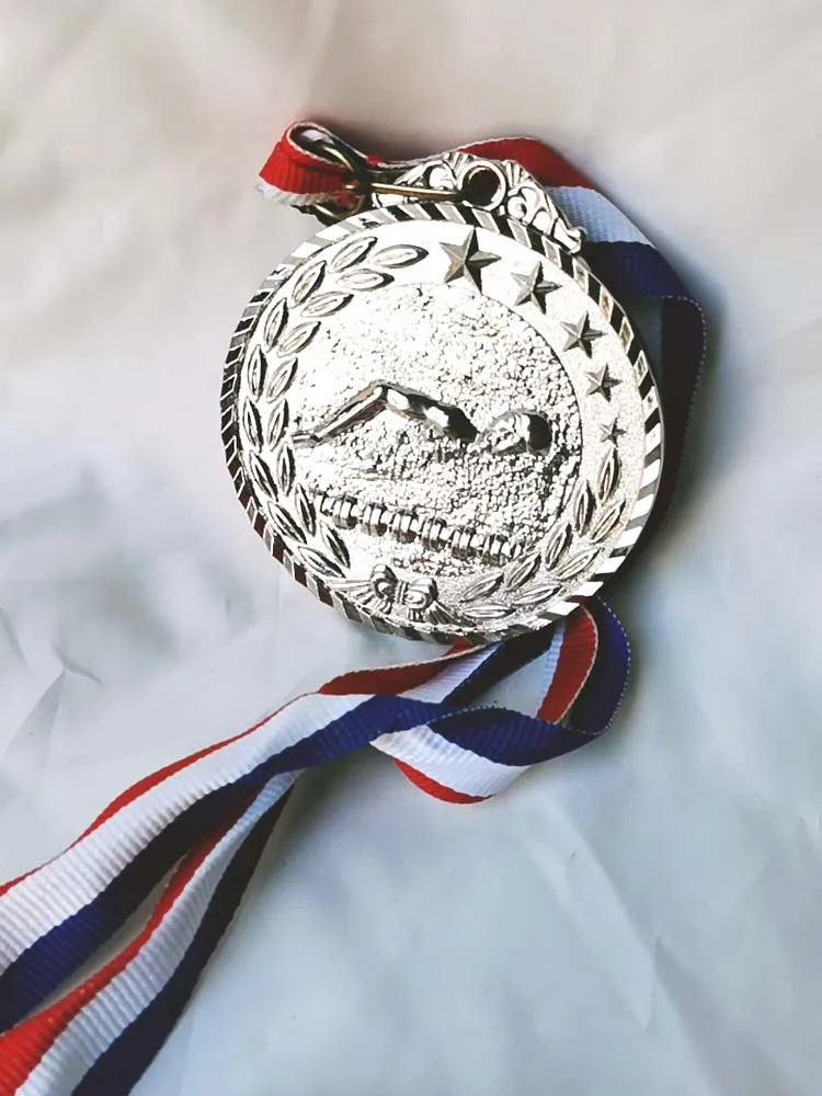 1 шт. медаль для плавания золотого цвета и мягкая эмаль сувениры с цветной лентой