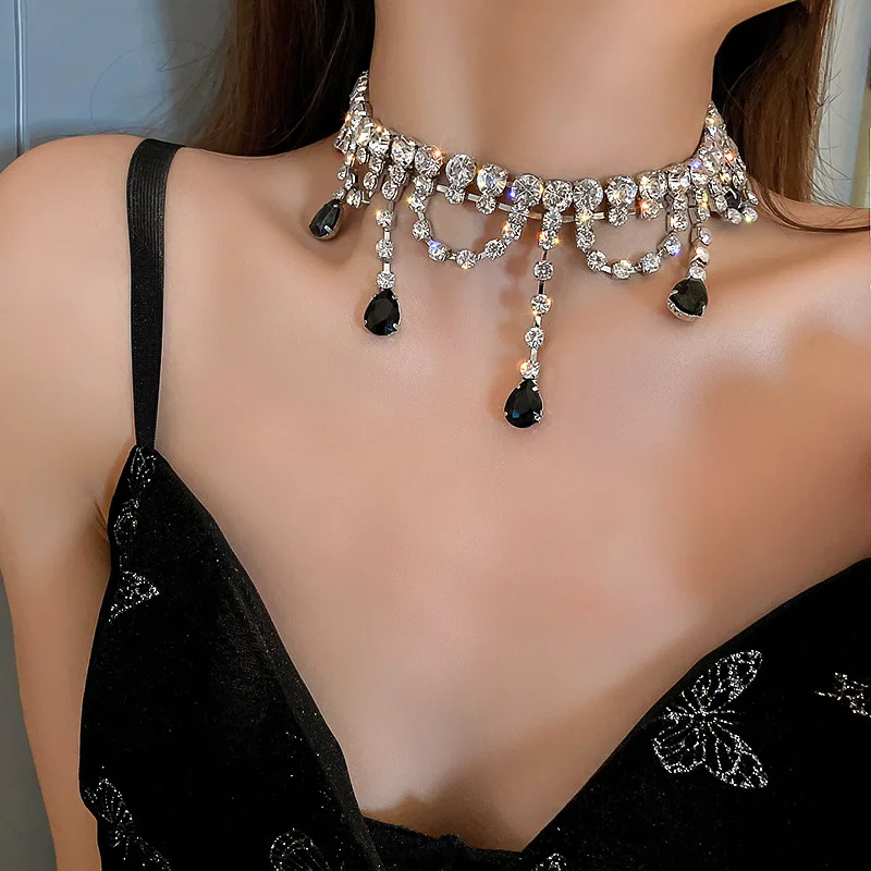 

European And American Ins Nightclub Sexy Diamond Net Red Temperament Trendy Full Short Necklace Female