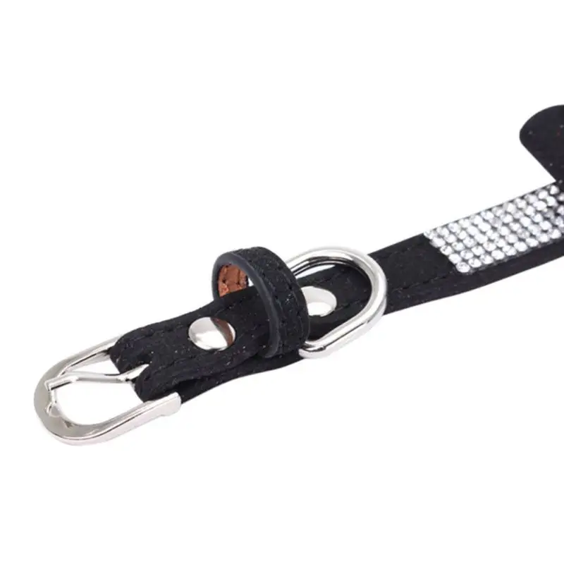 Домашний кожаный ошейник для собак украшенный мягкими бантиками стразы мягкий