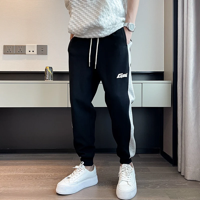 

2021 New Autumn Winter Men Joggers Pant Contrast Sew Stripes Embroidery Logo Elastic Waist Thick Casual Sweatpants with Taping