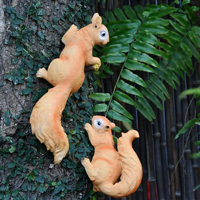 

Nordic Resin Squirrel Sculpture Ornaments Outdoor Courtyard Micro Landscape Statue Craft Miniature Garden Decoration Accessories