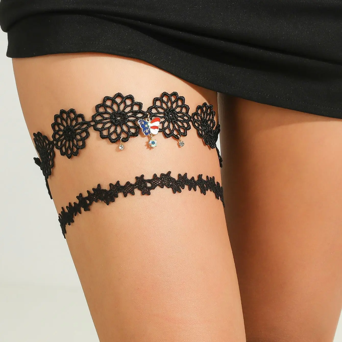 

Black stretch lace flower rhinestone butterfly ladies body chain sexy thigh chain girl party bar travel jewelry jewelry 1 set