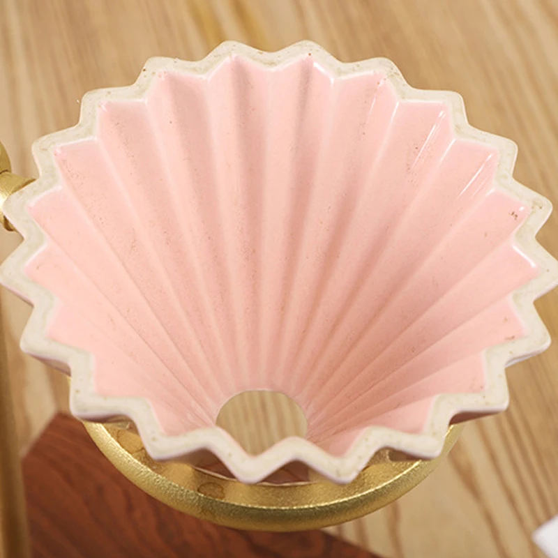 

Wooden Brass Coffee Filter Holder Drip Filter Cup Rack Stand Accessories for Coffee Making Coffee Filter Holder For Home Office