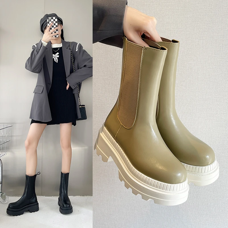 

Универсальные ботинки челси на толстом каблуке в британском стиле, женские зимние новые мартинсы, короткие ботинки с круглым носком, увелич...