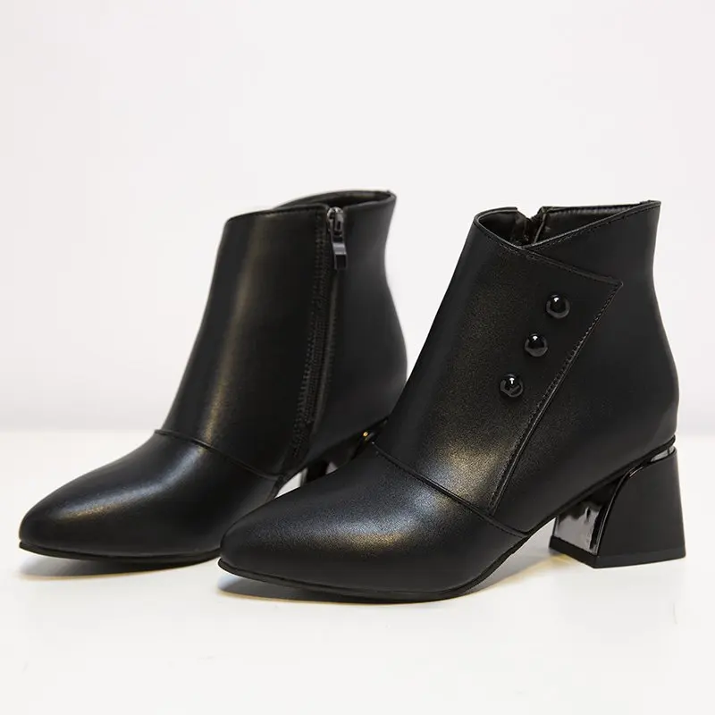 Женские короткие ботинки Модные осенние из высококачественной искусственной