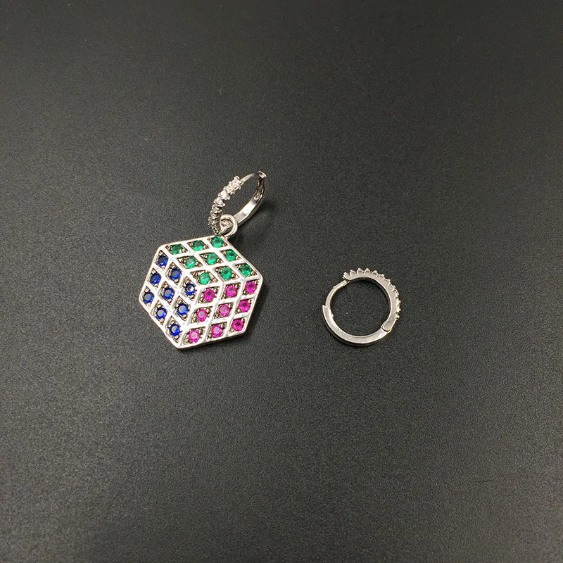 Модные Винтажные Асимметричные красочные серьги с микро