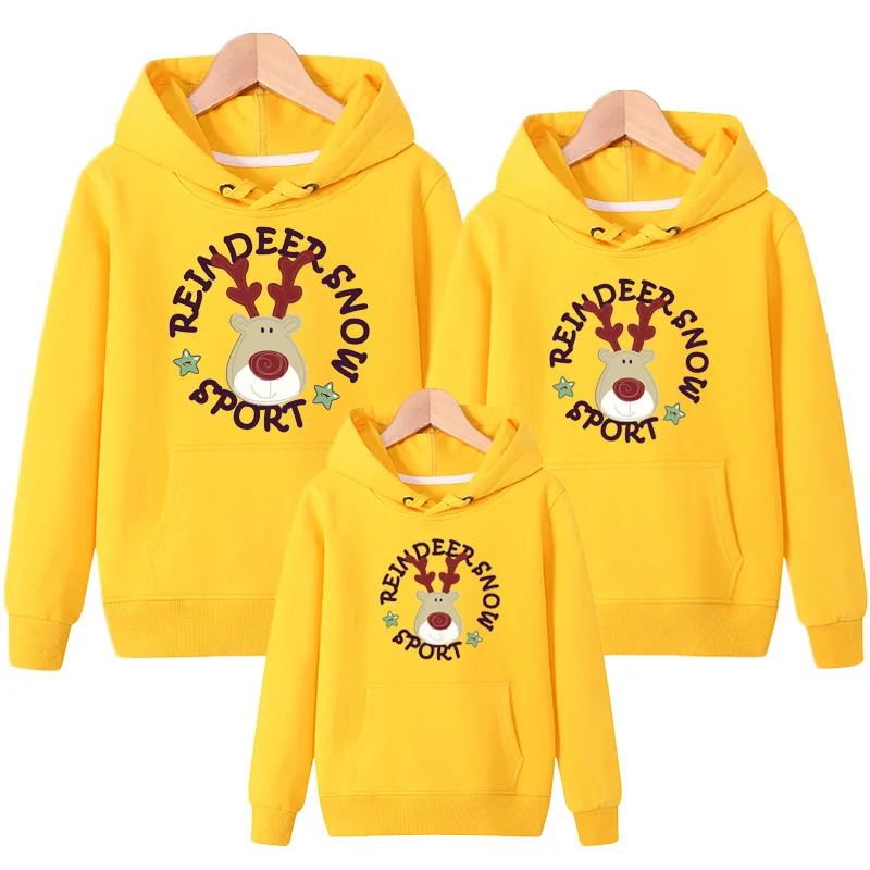 

2020 Christmas Family Look Deer Mommy and Me Clothes Matching Family Hoodies Mother Daughter Father Baby T-shirt