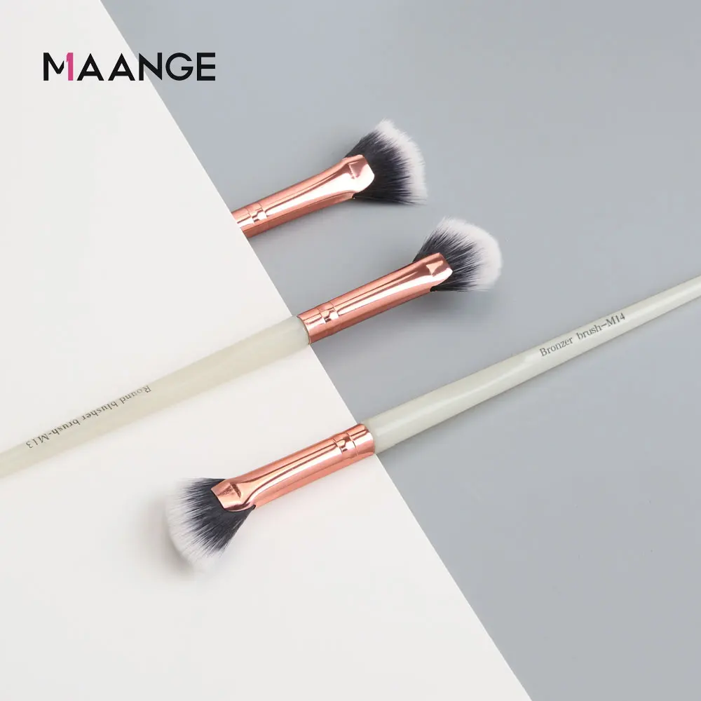 Набор кистей для макияжа MAANGE 3 шт./лот тона пудры румян теней консилера губ глаз