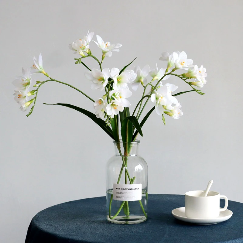 

Cheap, Artificial Flowers, White Two-pronged Fragrant Snow Orchid, Hotel Lobby, Office Decoration,Home Potted Flower Arrangement