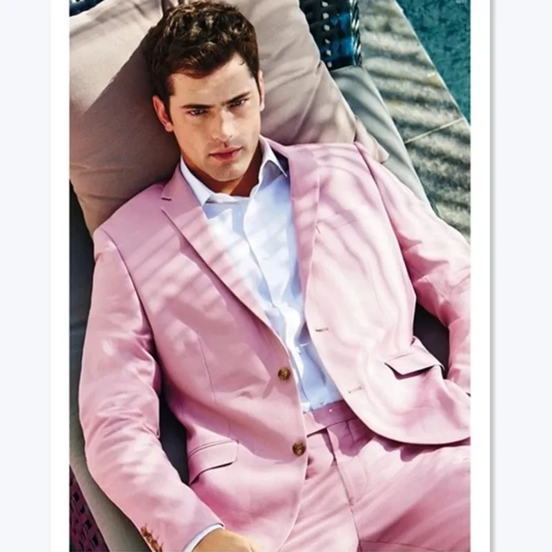 

Новейшие индивидуальные розовые деловые облегающие смокинг для жениха с вырезом на лацкане и двумя пуговицами, модные мужские костюмы в по...