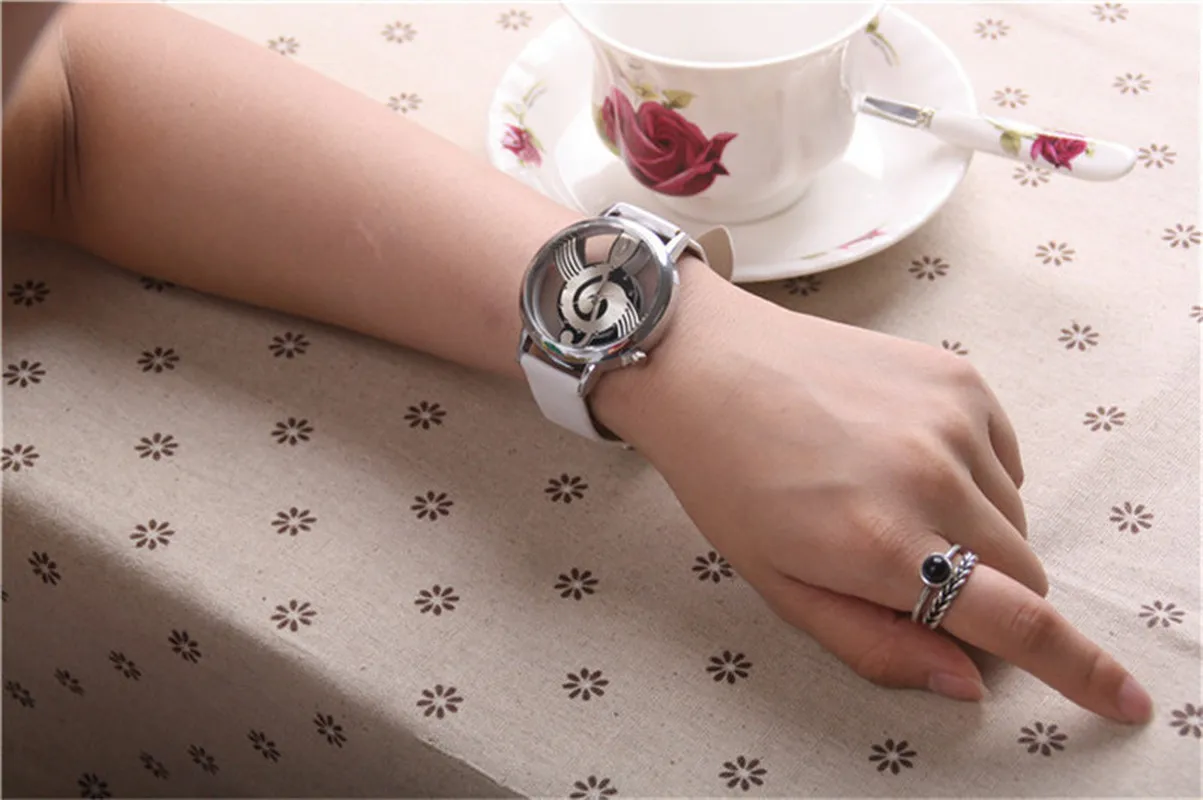 Часы наручные мужские кварцевые в горошек с кожаным ремешком|Кварцевые часы| |