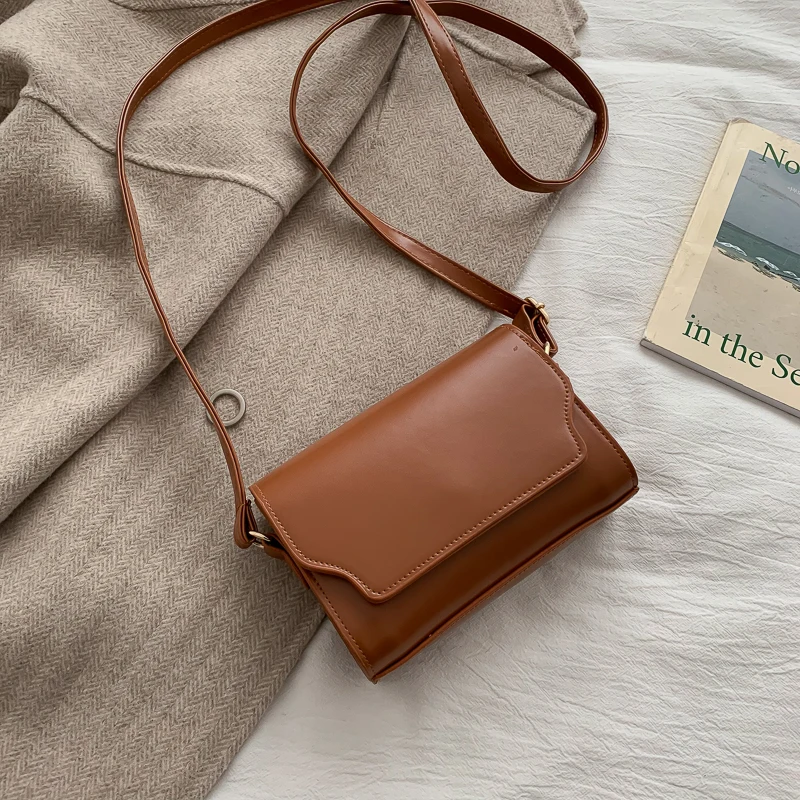 

New Woman Shoulder Bag Fashionable Simple Chain Messenger Bag High Quality Luxury Designer Handbag 2021 New Female Underarm Bag