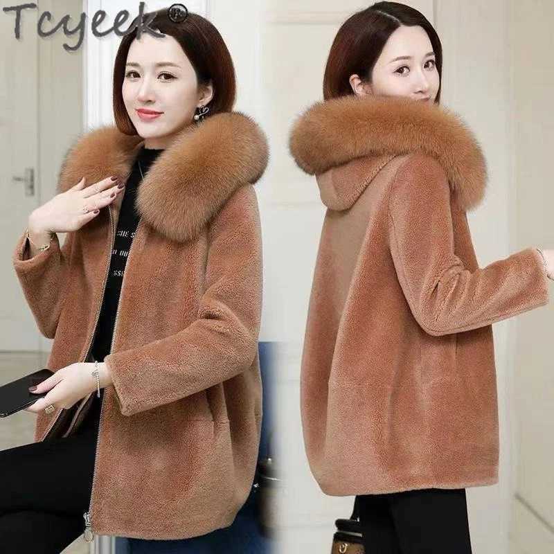 Женское зимнее пальто с капюшоном и воротником из натурального Лисьего меха 2022